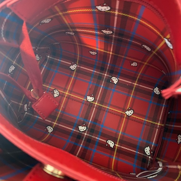 Sanrio Hello Kitty Red tote bag tartan check ribbon PU leather (rare) - Picture 9 of 13